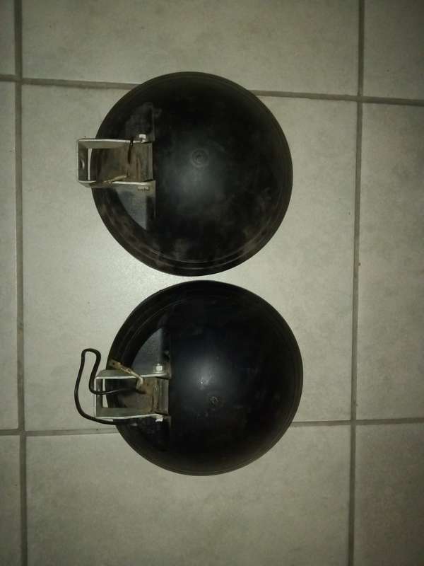 Vehicle spotlights