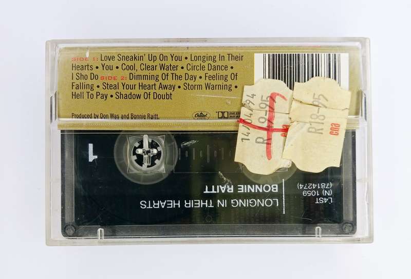 Bonnie Raitt - Longing in their hearts Cassette