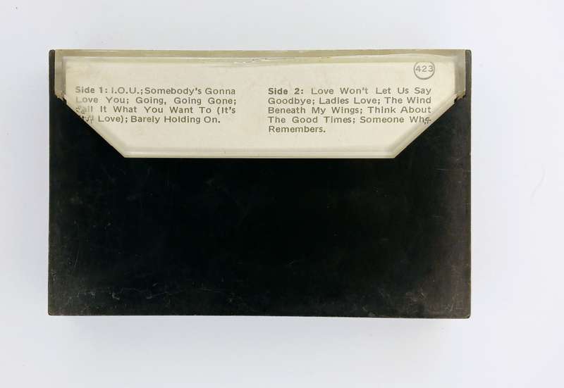 Lee Greenwood - Somebody Gonna Love You Cassette