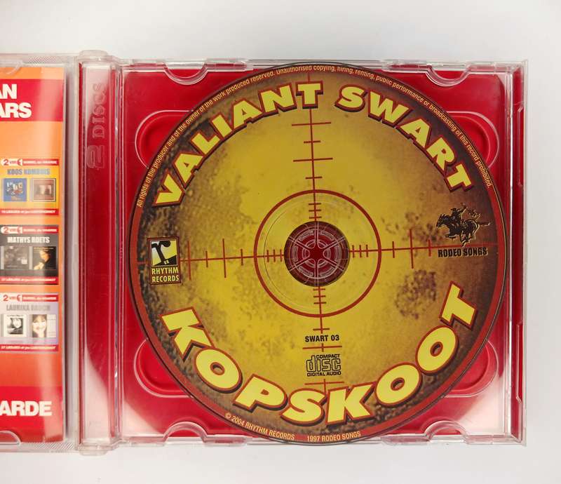 Valiant Swart Dubbel CD