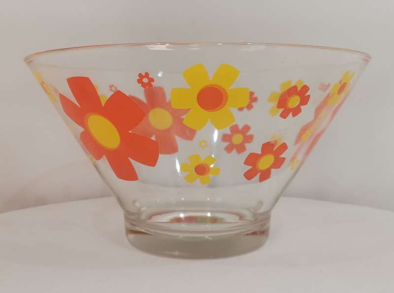 Retro 60s/70s Flower Power Glass Bowl