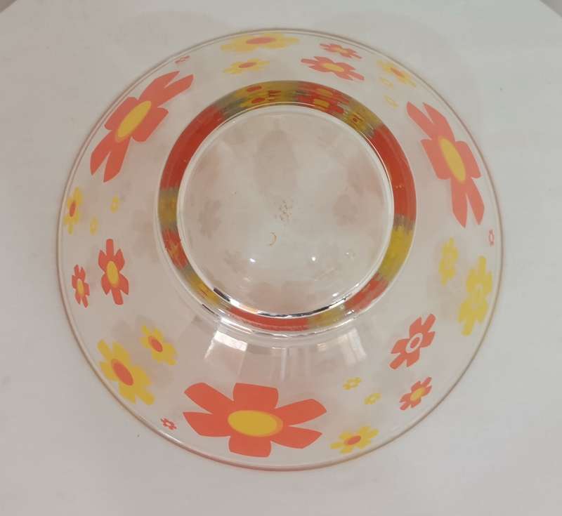Retro 60s/70s Flower Power Glass Bowl