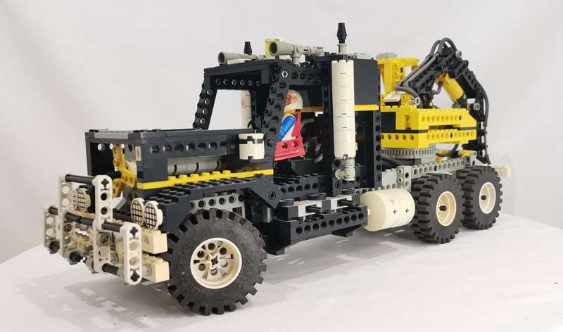 Vintage LEGO Technik 8868 Air Tech Claw Rig - Rare/Retired