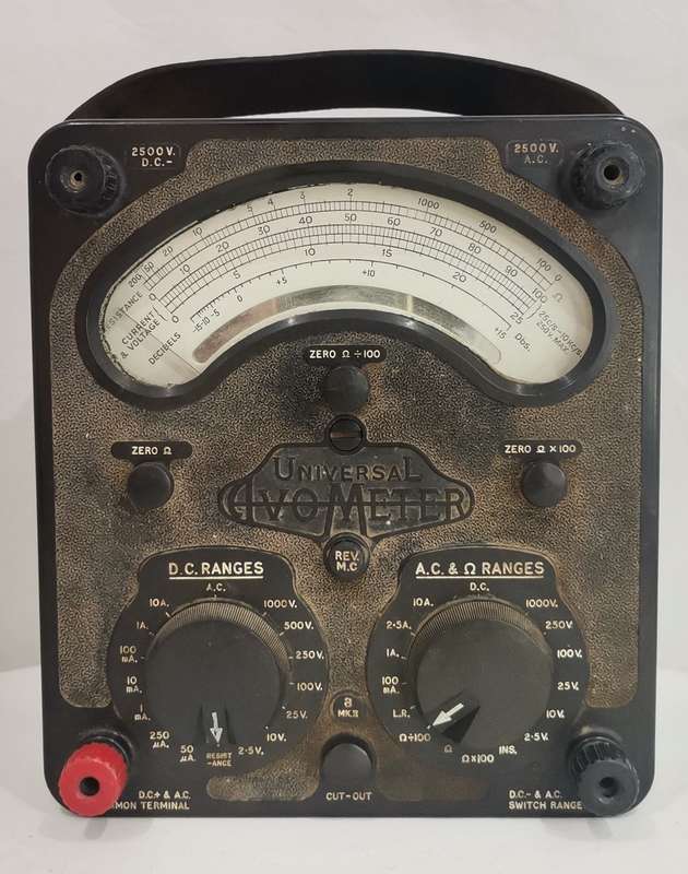Vintage AVOmeter 8 Mach II, circa 1960s