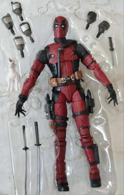 Deadpool Figurine