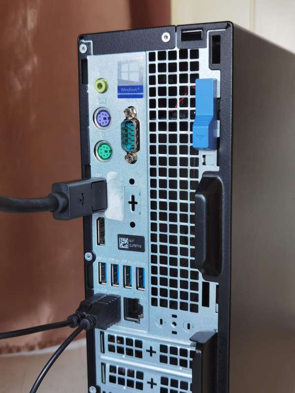 DELL OPTIPLEX 7060 SFF - Intel i7 8700