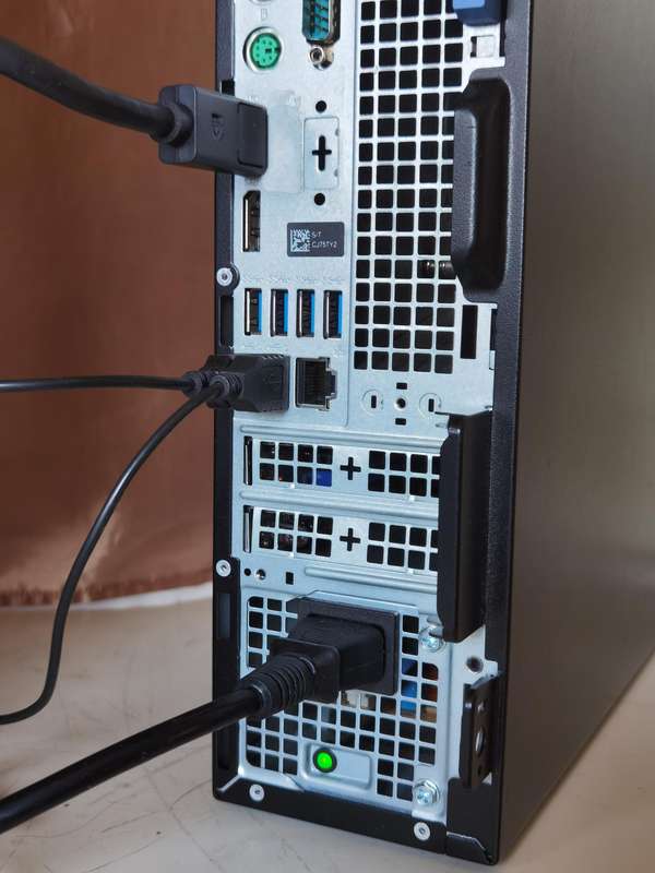 DELL OPTIPLEX 7060 SFF - Intel i7 8700