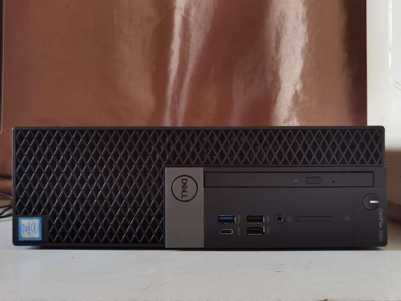 DELL OPTIPLEX 7060 SFF - Intel i7 8700