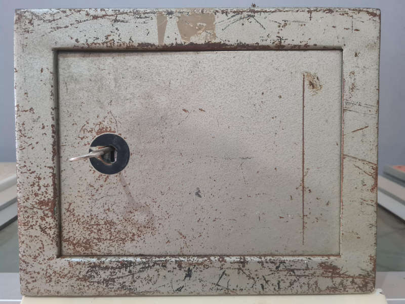 Small Vault