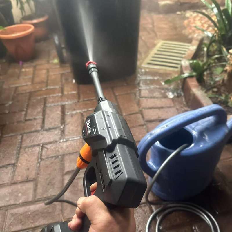 Rechargeable Li-ion Battry Powered Water Spraying Gun for Car Wash and Pesticide Spray