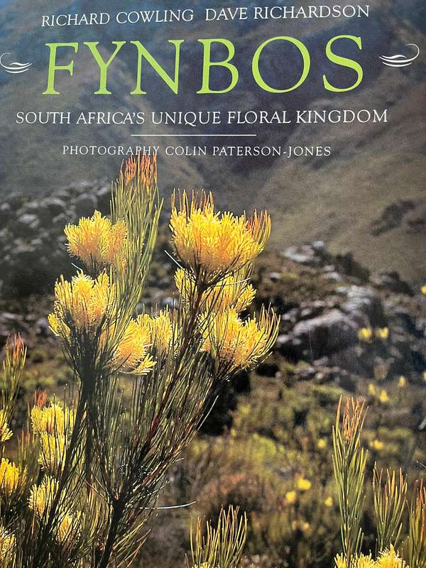 Fynbos by Richard Cowling and Dave Richardson