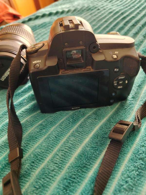 Sony Alpha A-290 DSLR