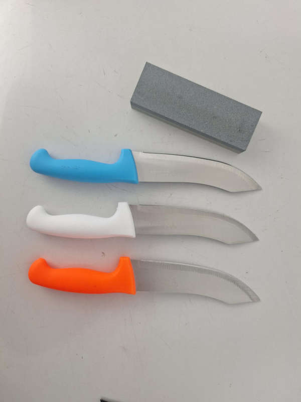 4 piece knife skinners