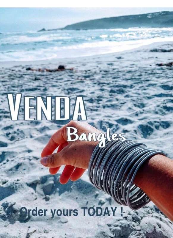 VENDA BANGLES