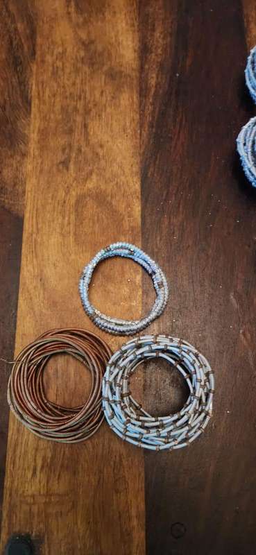 VENDA BANGLES