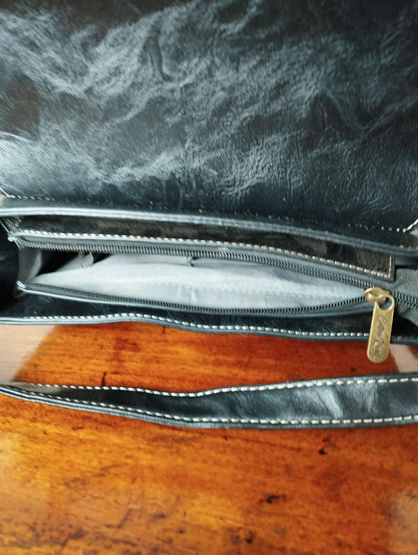 Handbag Country Road