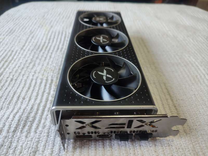 AMD Radeon RX 6600 XT (XFX MERC 308) with free antisag support