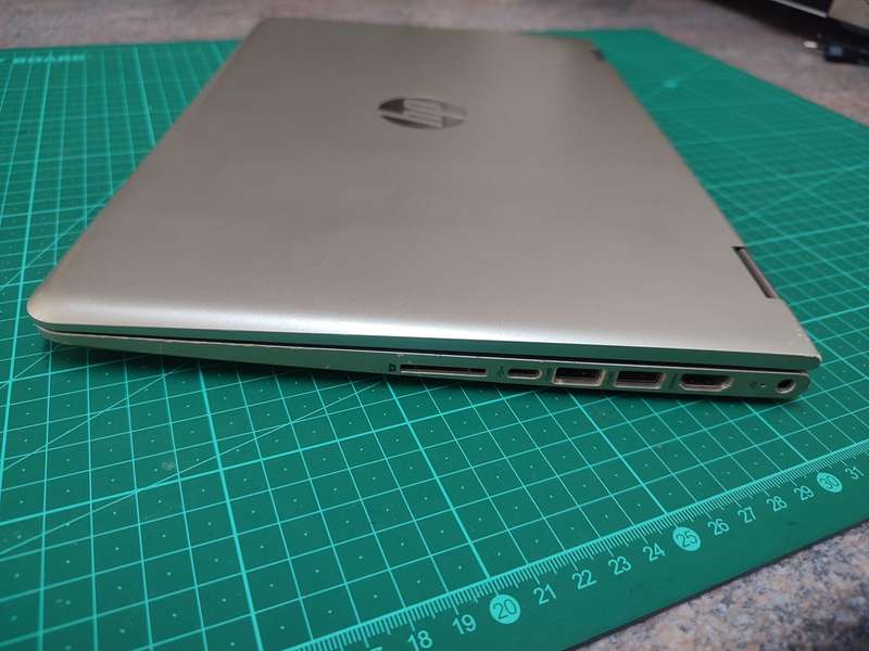 HP Pavillion i7 7th gen 8GB RAM 1TB Touchscreen laptop