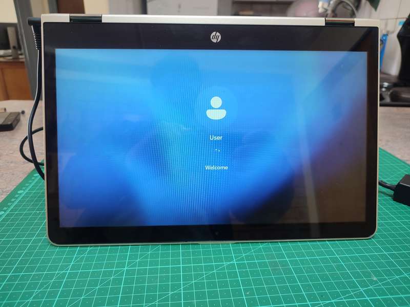 HP Pavillion i7 7th gen 8GB RAM 1TB Touchscreen laptop