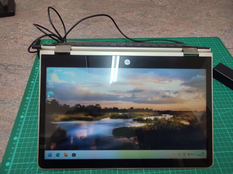 HP Pavillion i7 7th gen 8GB RAM 1TB Touchscreen laptop