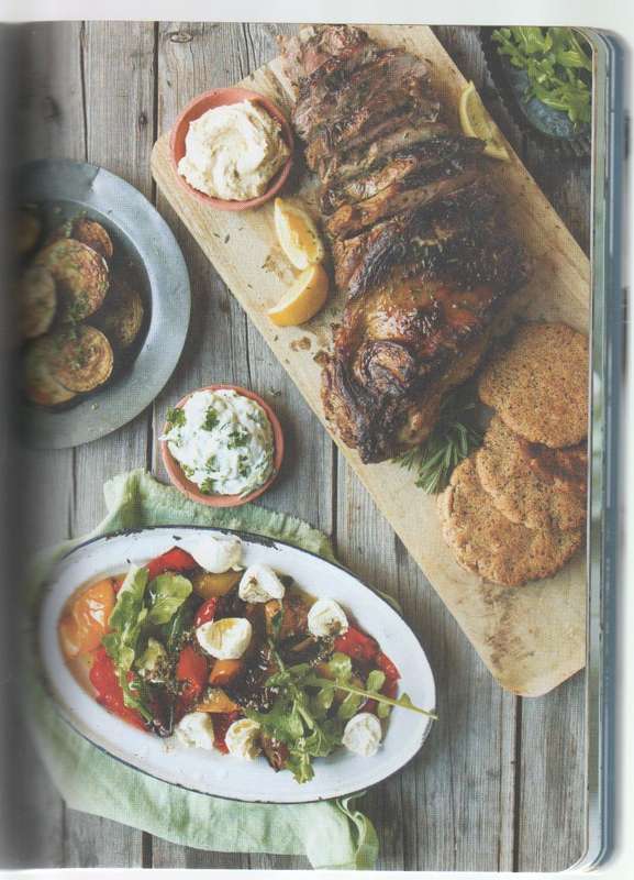 MY LOW CARB KITCHEN - VICKIE DE BEER (1 ST PUBLISHED 2016)