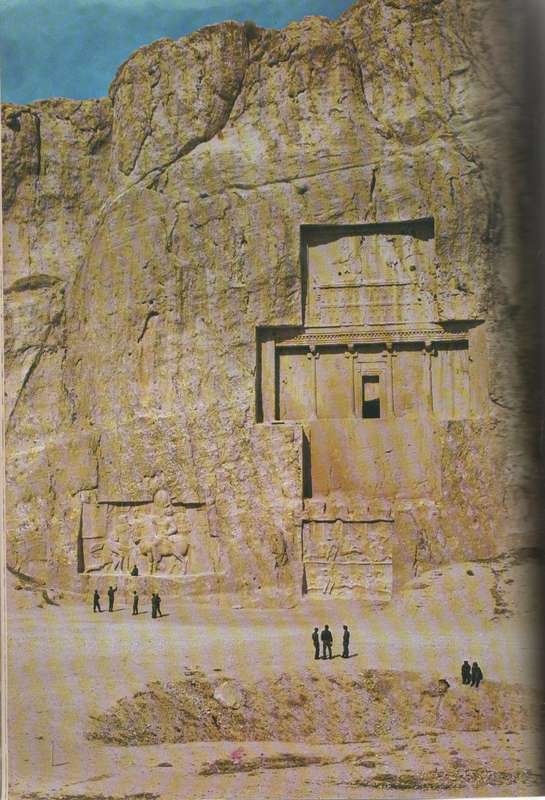 LAROUSSE ENCYCLOPEDIA OF ARCHAEOLOGY - GILBERT CHARLES-PICARD (1972)
