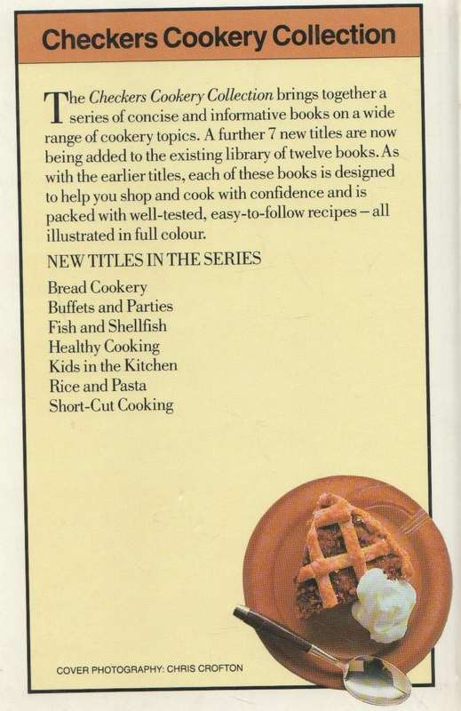 BREAD COOKERY RECIPES AND IDEAS USING BREAD - KATE MOSELEY (1 ST PUBLISHED 1986 BY CHECKERS)