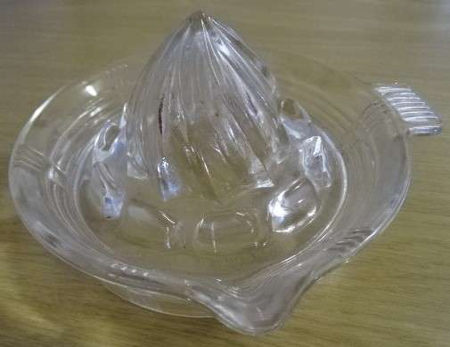 OLD GLASS CITRUS SQUEEZER