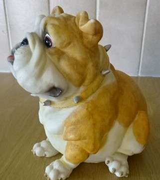 BEAUTIFUL  FUN BULLDOG RESIN MONEY BOX (HEIGHT 15 CM X WIDTH 12 CM)