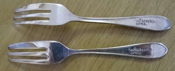 EMESS EPNS SILVER PLATED VINTAGE CAKE FORKS IN IT'S ORIGINAL BOX (6 FORKS)