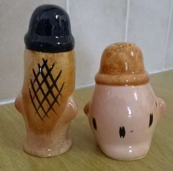 VINTAGE BESWICK LAUREL AND HARDY SALT AND PEPPER SET