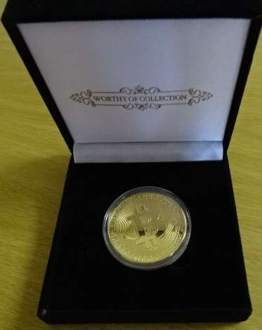 TWO BITCOIN COLLECTABLE ITEMS IN BLACK CASES (GOLD AND SILVER PLATED)