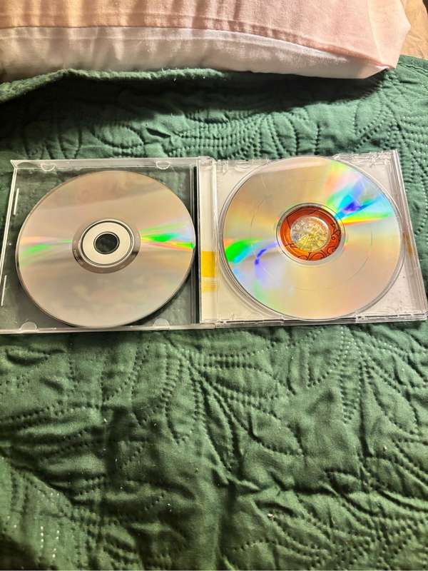 Justin Bieber 2 CD Combo Believe Acoustic 2013 and My World 2009