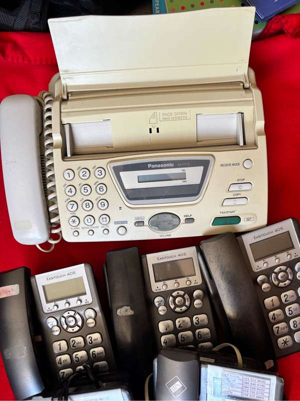 Easy Touch 405 Telephone lot of 5, Plus Panasonic KX-FT72 fax machine Vintage