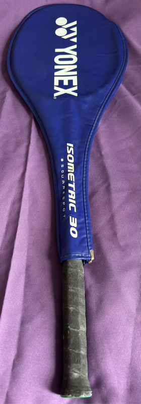 Yonex Isometric 30 Badminton Racket in cover