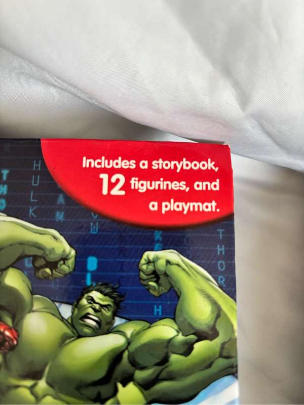Marvel Avengers Assemble and Avengers Storybook, 11 and 9 Figurines and Large Playmat