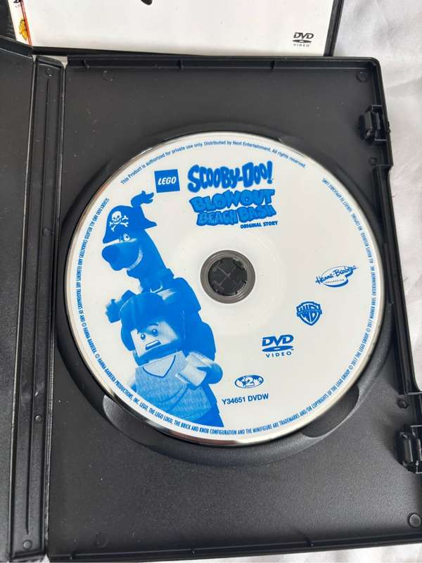 DVD Lot Invictus, Lego Scooby-Doo Blow out beach bash, Transporter 2, I Robot