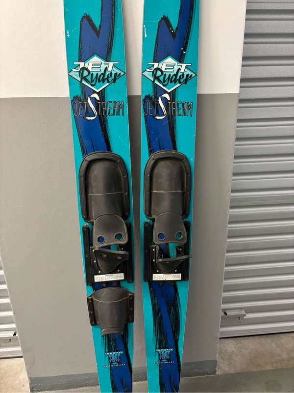 Water Skis Jet Ryder Jet Stream Made in USA 170cm x 16xm x 2.5cm