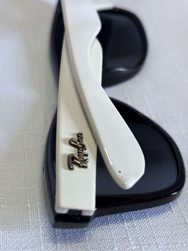 Ray-Ban Black and White Plastic Frame Cat Eye