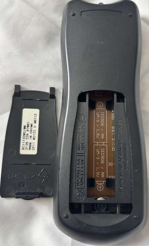 Yamaha OEM original Remote RC1113202/00 DVD YTH24