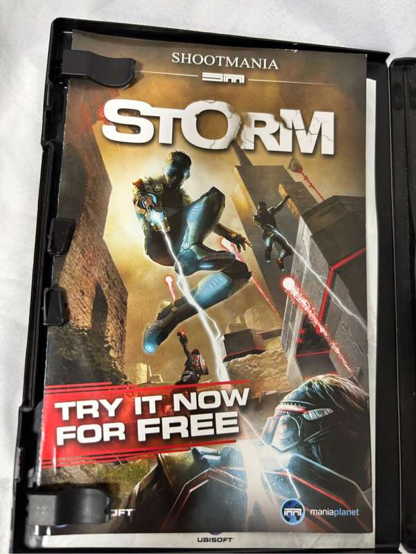 PC DVD ROM Assassins Creed Two Games Revelations, Creed 3 both special editions two disks each