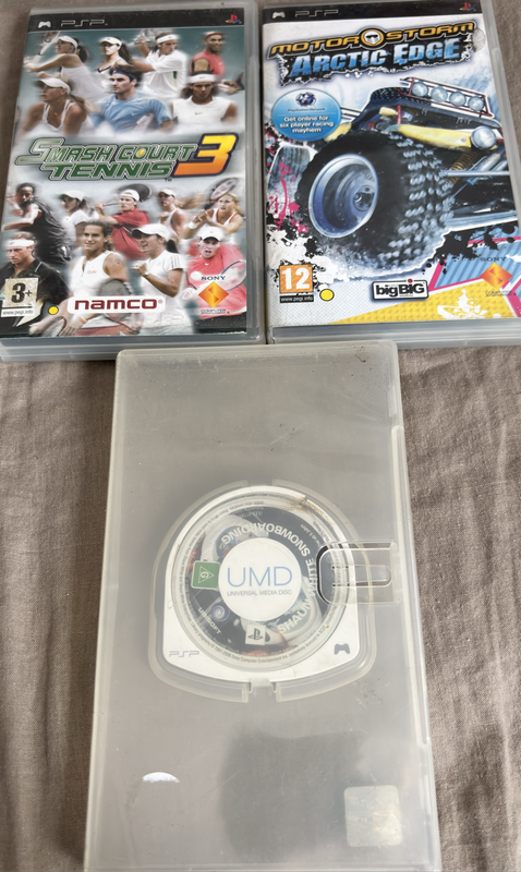 PSP x 3, Smash Court 3, Motor Storm Arctic Edge & Shaun White Snowboarding