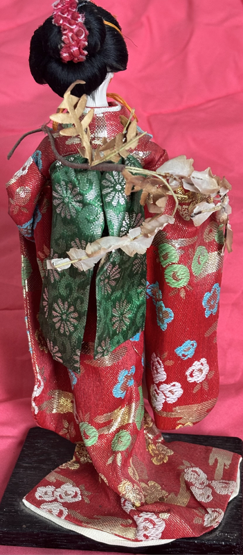 Old Japanese Geisha Doll 25cm tall Oriental