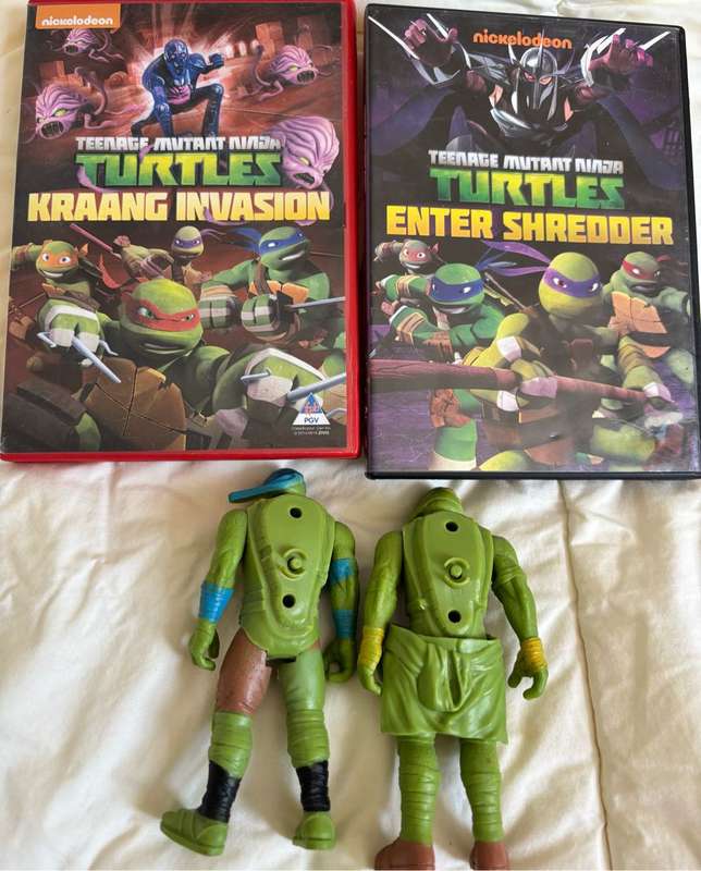2x Vintage 1980s-1990s Figures and 2x DVDs Enter Shredder & Kraang Invasion
