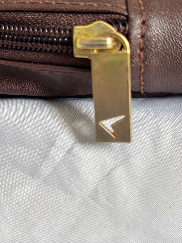Amenities Bag South African Airways Quilted Gold Marking