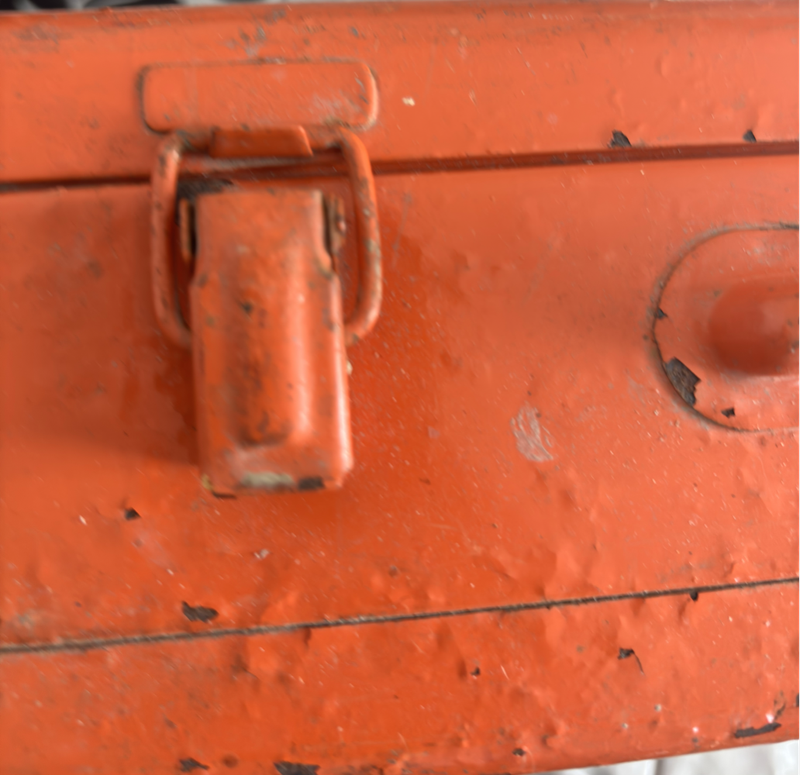 Metal Case with double latch 29cm x 43cm Orange