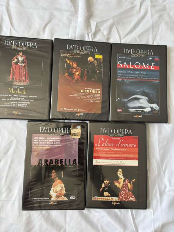 New DVD Opera Collection Lot 5, Macbeth, Arabella, Siegfried, Salome and Lelisir damore
