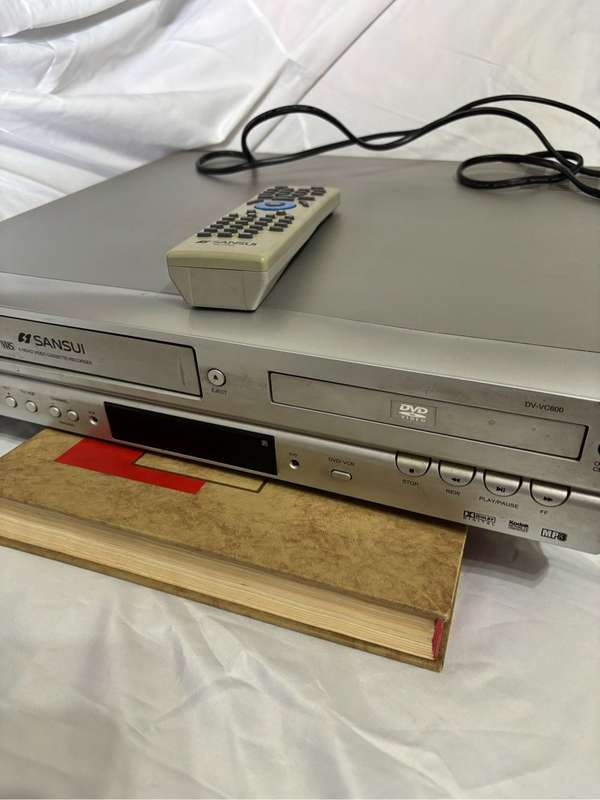 Sansui DV-DC600 DVD Video Combo Player