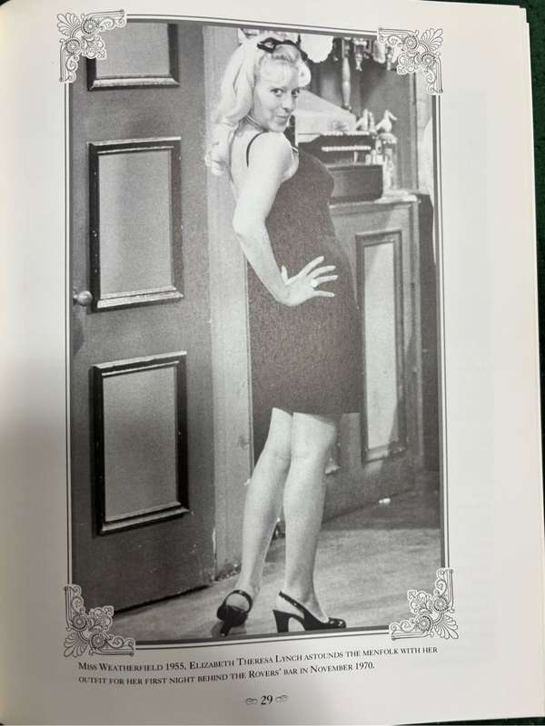 Life and Times at the Rovers Return Coronation Street foreword Julie Goodyear Signed