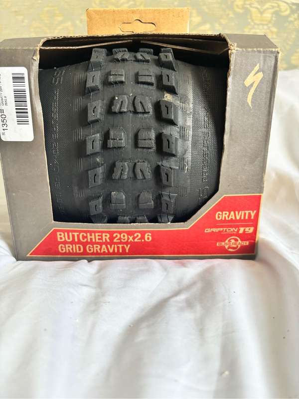 Butcher Grid Gravity 29 x 2.6 Gripton T9 Bicycle Tyre